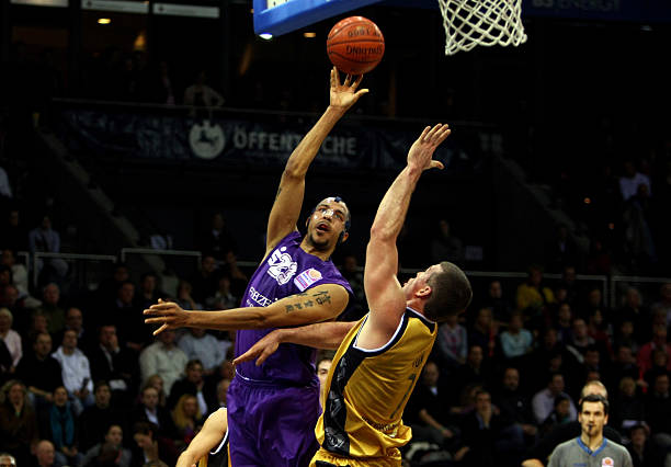 之间的差距 之间的差距