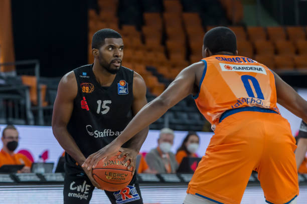 亮眼的球员 亮眼的球员